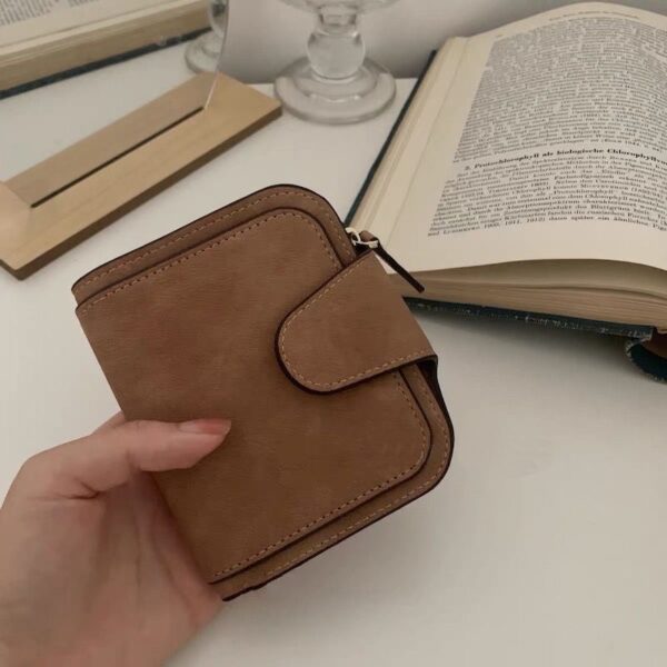 Women's Retro Short Wallet